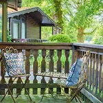 Old Orchards - Woodland Retreat At The Edge Of Vakantiehuis