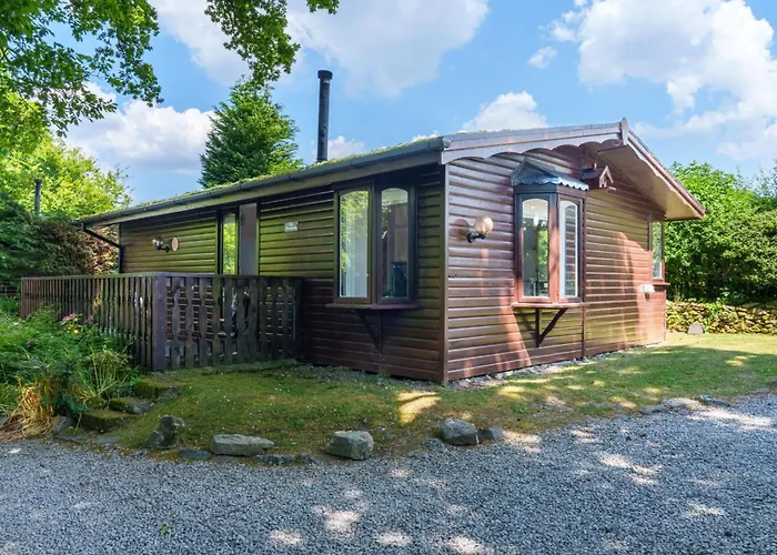 Old Orchards - Woodland Retreat At The Edge Of